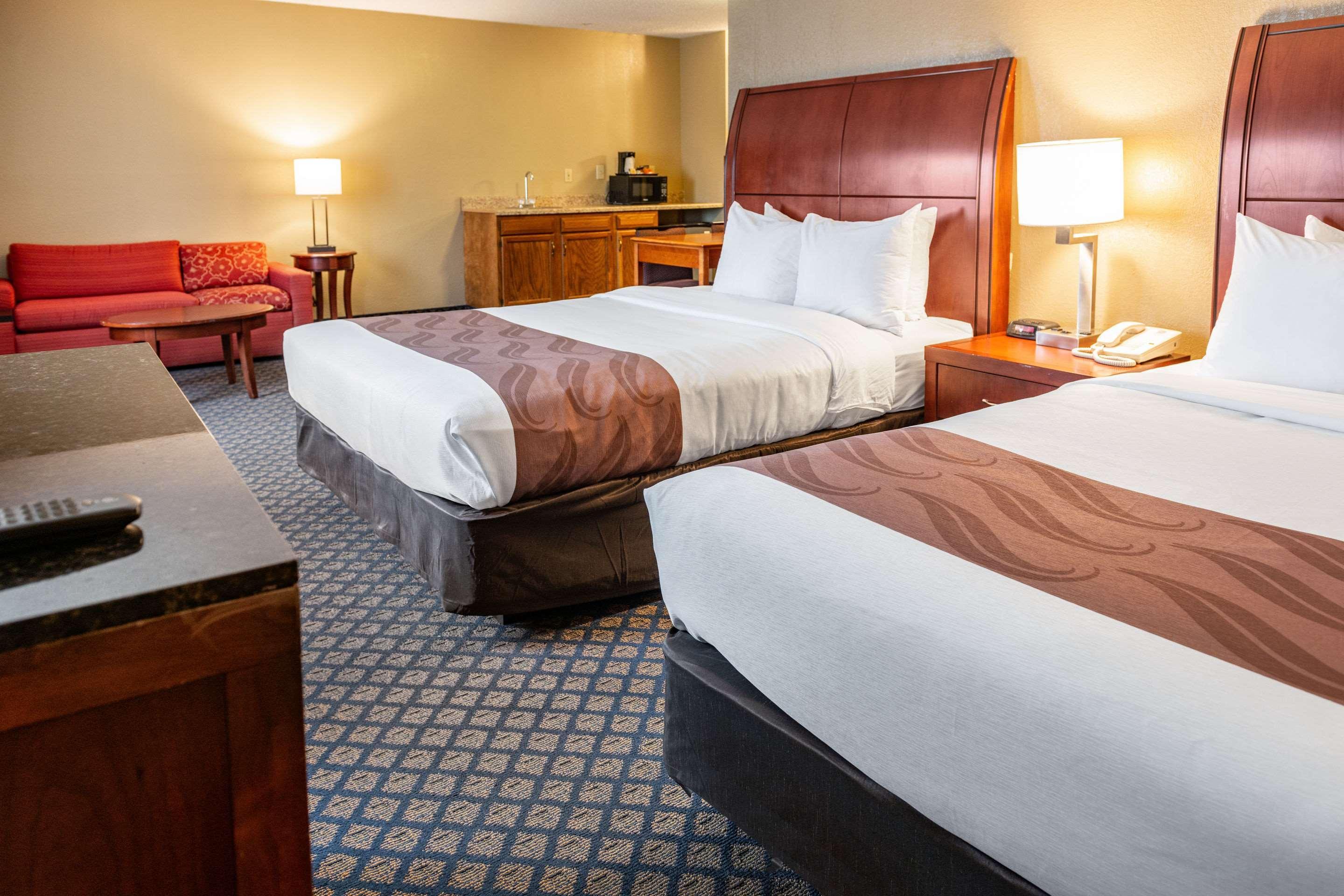 Quality Inn & Suites Seville Kültér fotó