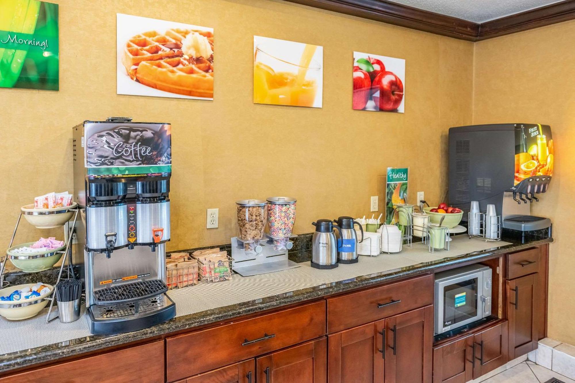 Quality Inn & Suites Seville Kültér fotó
