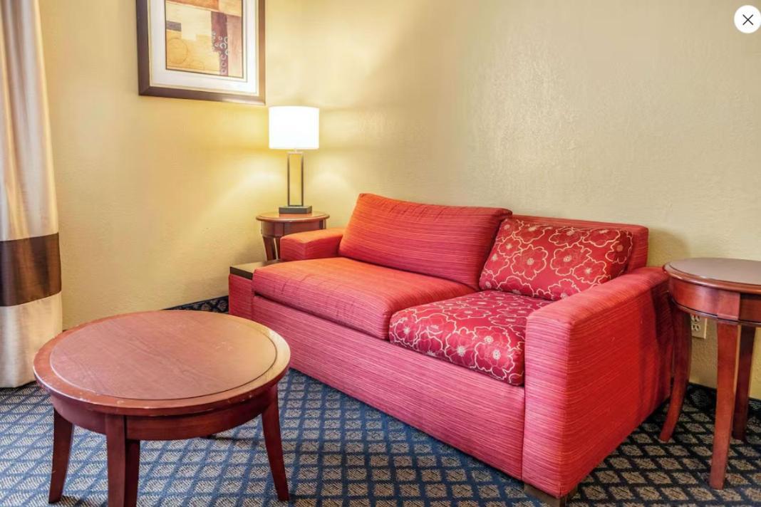 Quality Inn & Suites Seville Kültér fotó
