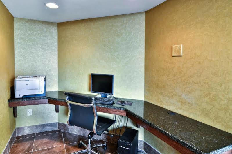 Quality Inn & Suites Seville Kültér fotó